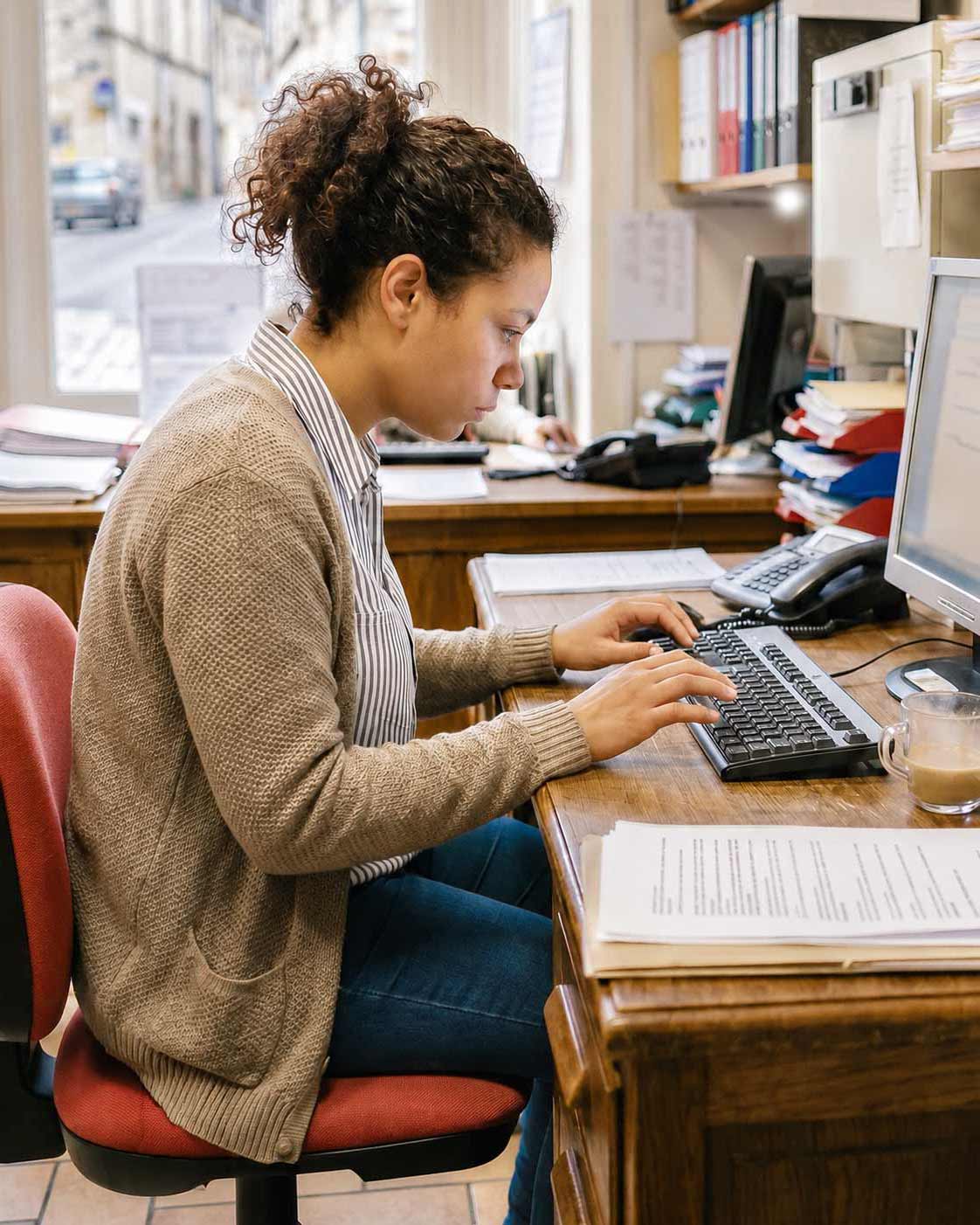 Static posture on an office chair